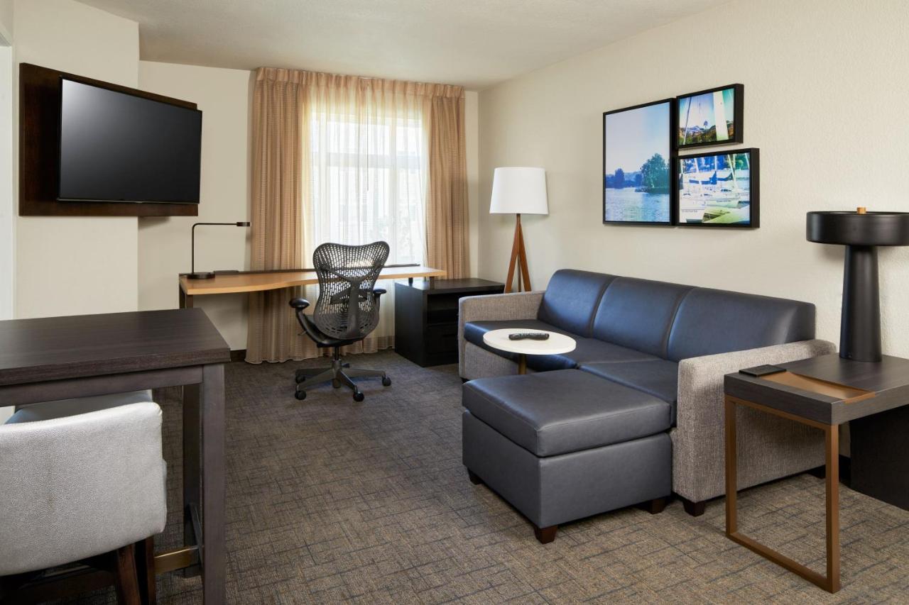 Residence Inn Los Angeles ווסטלייק וילג' מראה חיצוני תמונה