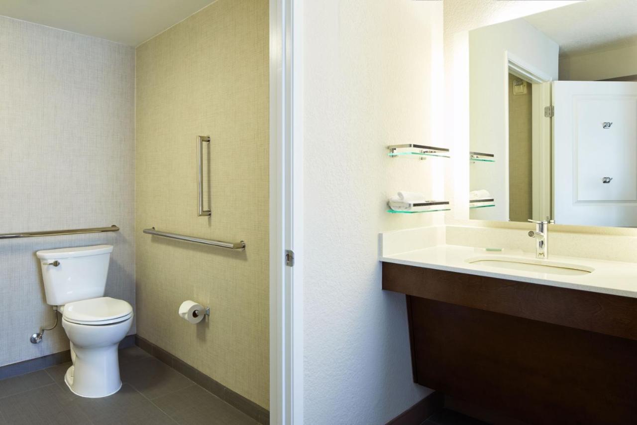 Residence Inn Los Angeles ווסטלייק וילג' מראה חיצוני תמונה